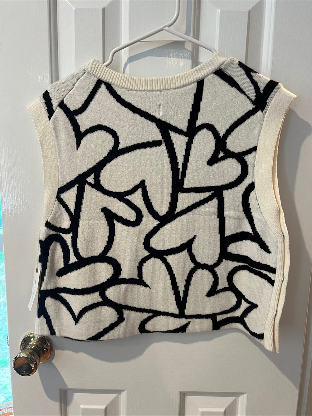 Maeve Cream Tank Top with Black Abstract Heart Pattern - Picture 5 of 7